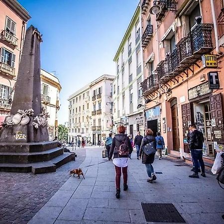Piazza Martiri Flat Apartamento Cagliari Exterior foto